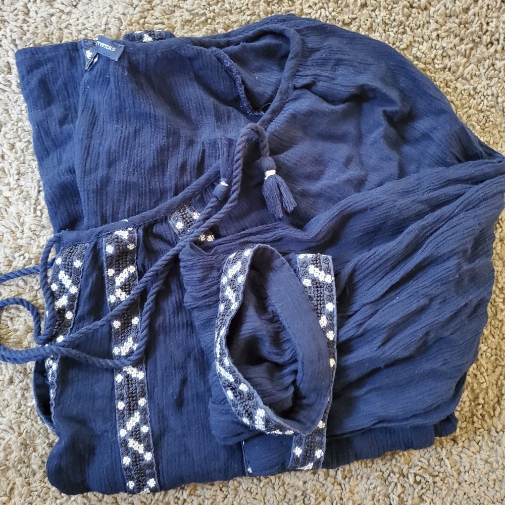 Blouse - Picture 2 of 3